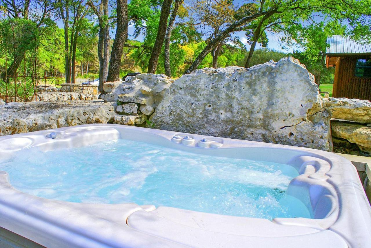 Creekside Falls Wimberley Extérieur photo